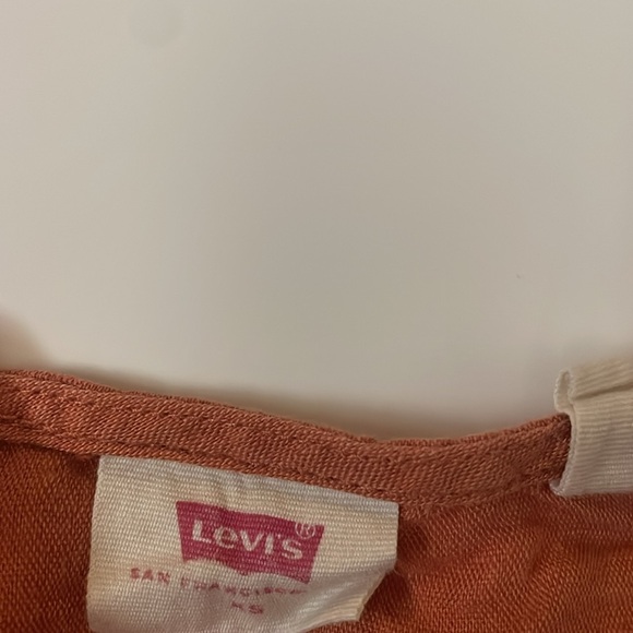 CUTE XS LEVIS TOP. - Picture 2 of 4